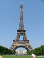 Eiffel prizsi tornya 