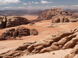 Wadi Rum - a hold vlgye   