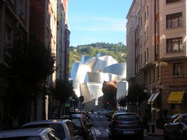 Guggenheim Múzeum, Bilbao - titániumba öltöztetve 