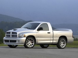 Dodge Ram SRT-10 - A nehzfi 