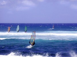 Windsurfing - A hullmok htn 